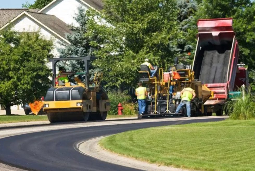 Commercial Asphalt Paving Service